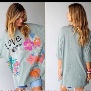 One size 100% cotton Tshirt NEW